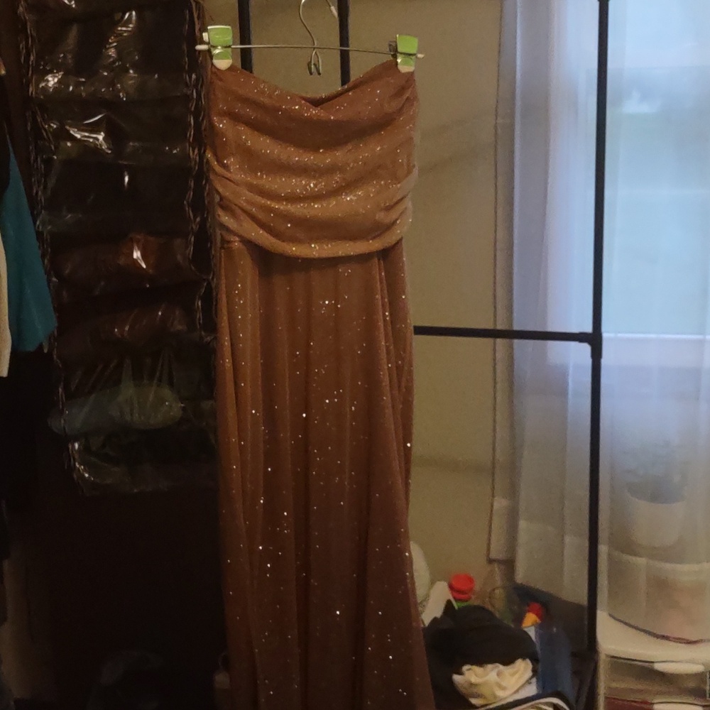 Windsor Strapless Prom Dress